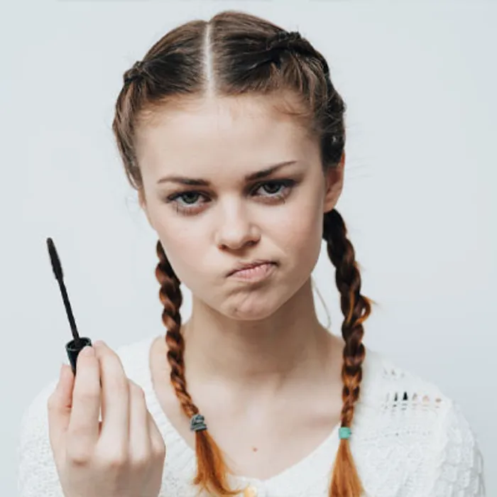 Most Common Problems With Eyelash Serums