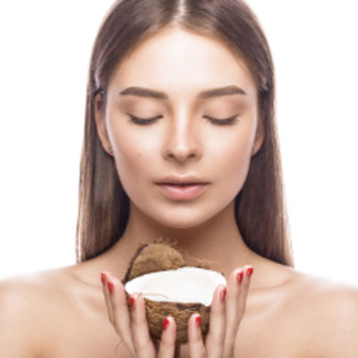 Is Coconut Oil Good for Your Eyelashe