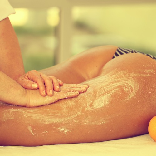 DOES MASSAGING HELP CELLULITE?