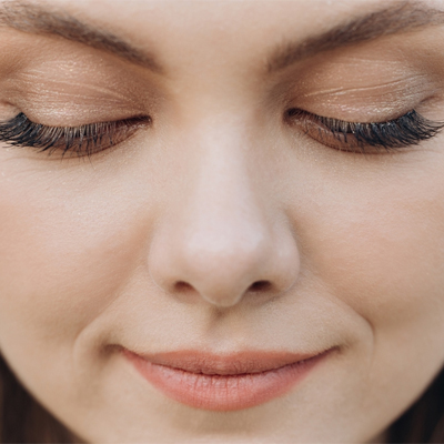 EYELASH SERUM: An Incredibly Easy Method That Works For All