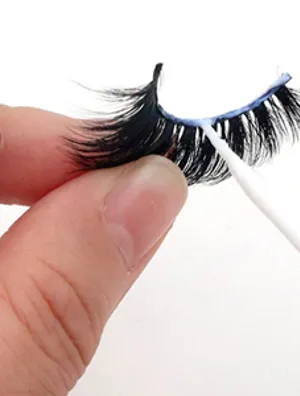 Best Eyelash Glues